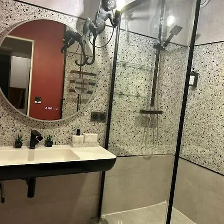 L'elegant T3nimes Parking-centre